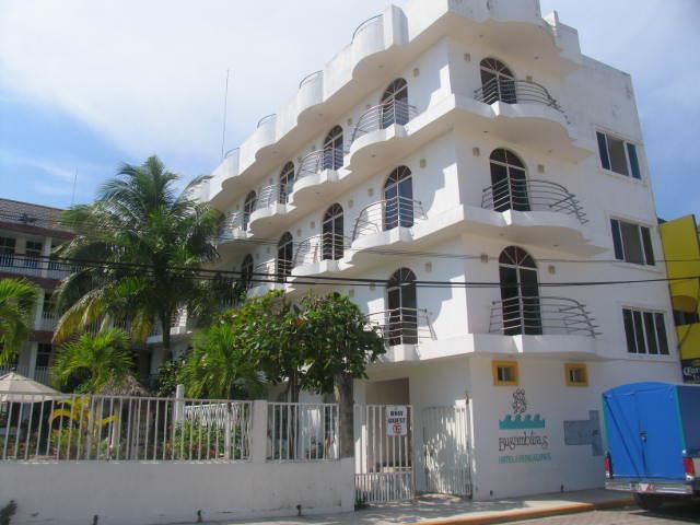 Hotel Y Suites Bugambilias Rincon de Guayabitos Exterior photo