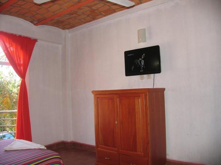 Hotel Y Suites Bugambilias Rincon de Guayabitos Room photo