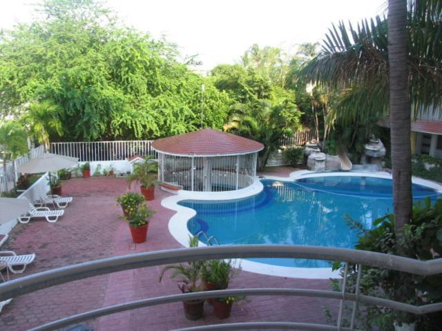 Hotel Y Suites Bugambilias Rincon de Guayabitos Exterior photo
